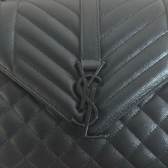 Saint Laurent Black Medium Quilted Leather Shoulder Bag - Picture 5 of 11